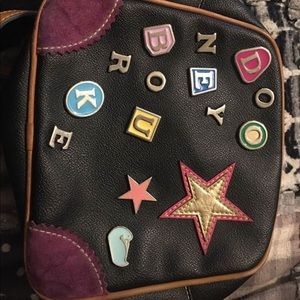 Dooney and bourke purse